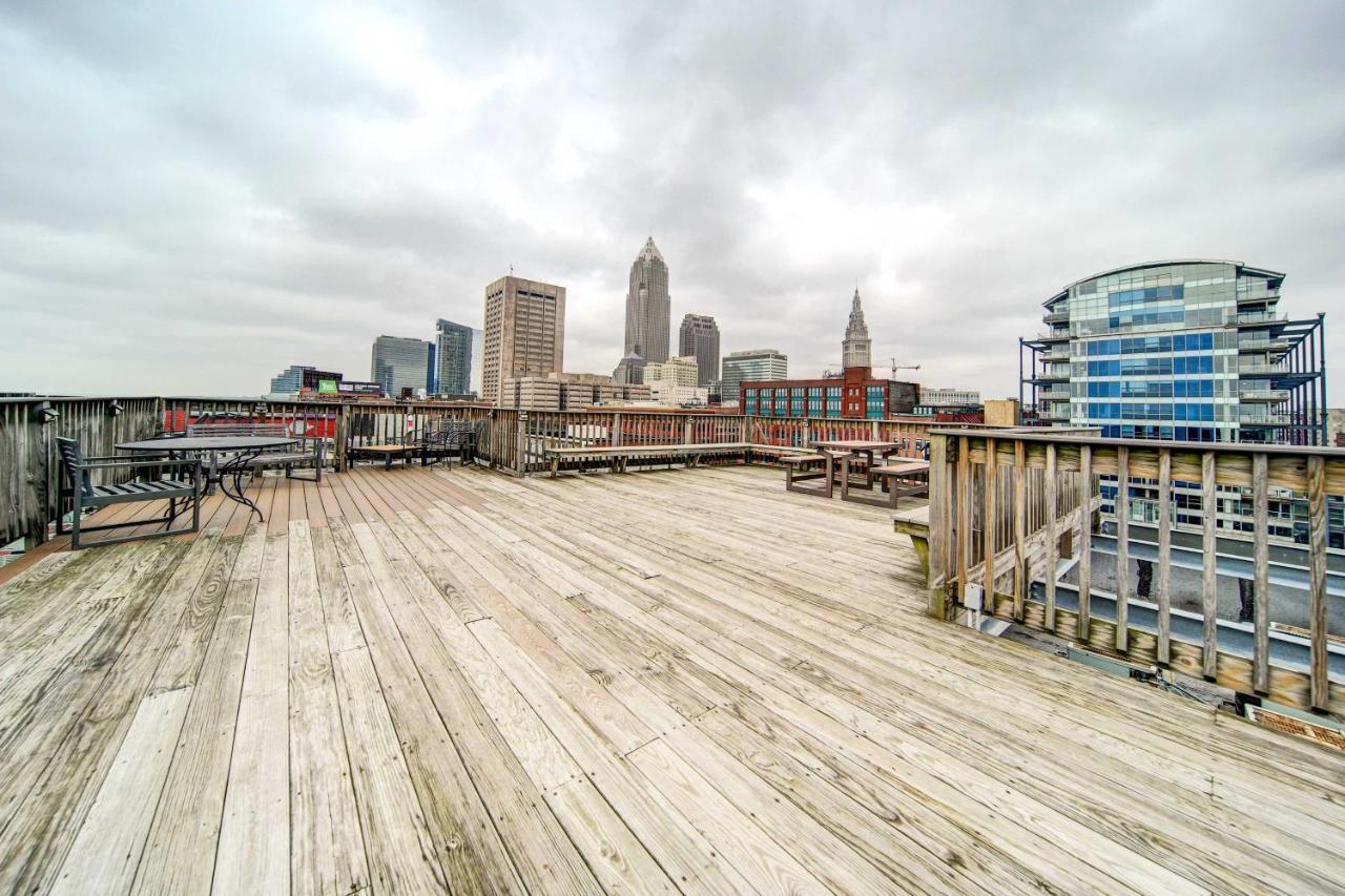 Waterfront Cleveland Apt About 1 Mi To Downtown Buitenkant foto